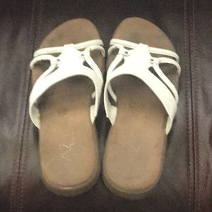 Sandals 6 1/2 M